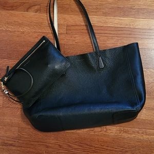 Tory Burch black leather tote and wristlet GUC